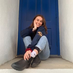 Meet your Posher, Haley